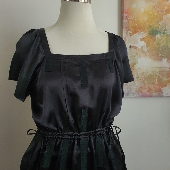 Sarah Jane Black Silk Dress with Split Sleeve and Drawstring Waistband Size 14 - Picture 9 of 10